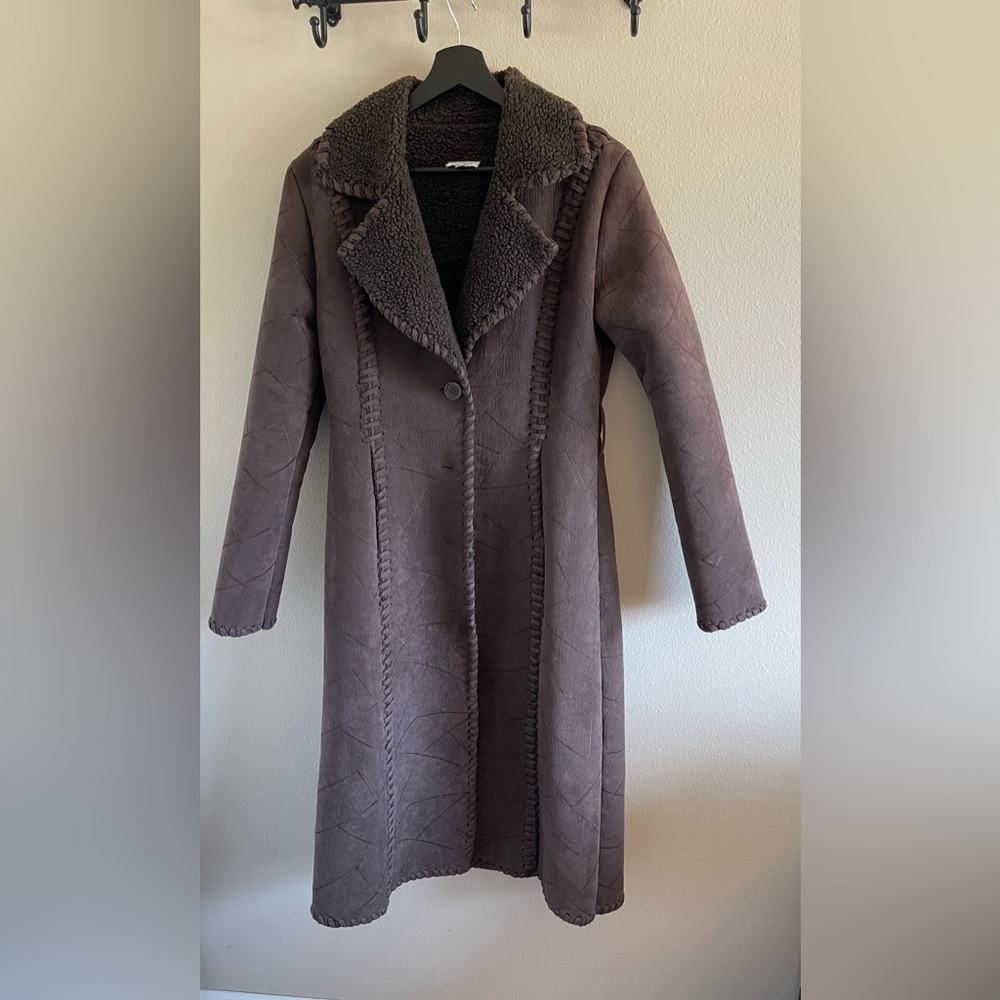 Vintage Jessie USA Suede lined with Sherpa trench coat. Small